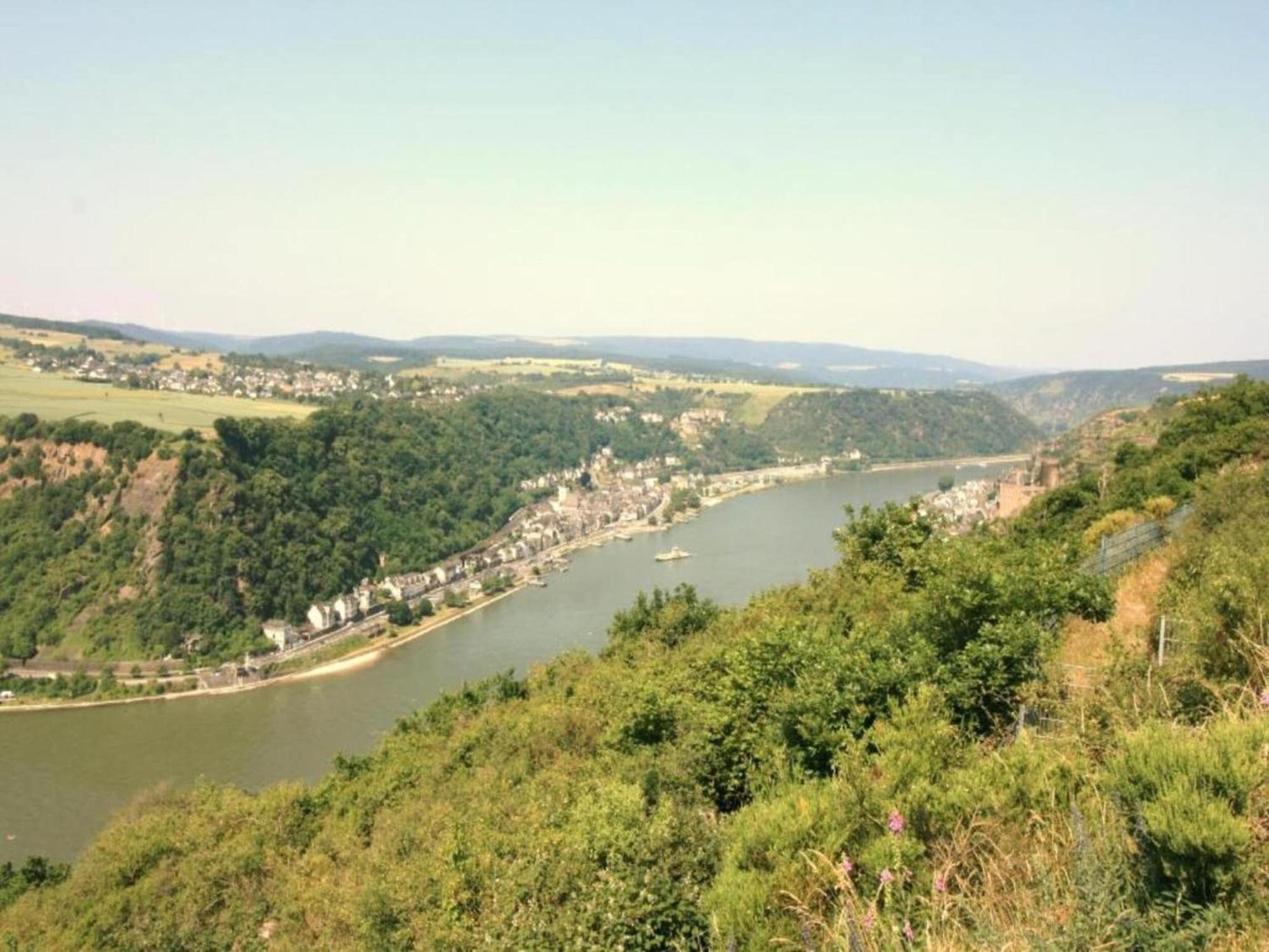 Cosy Holiday Home In Sankt Goarshausen With Barbecue ภายนอก รูปภาพ
